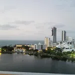 Estudio Moderno Hermosa Vista #1403