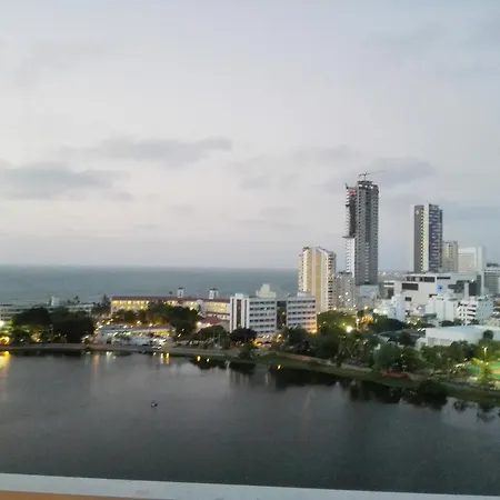 Estudio Moderno Hermosa Vista #1403 * Cartagena